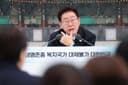李, '지선용 주가 부양' 루머 묻자…국민연금 "전혀 아냐" (2026.07.16.)