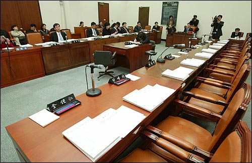 (기초연금 도입을 가장 앞장서서 반대했던 칼럼 4. 오마이뉴스. 2005년 11월 6일) 윤석명 위원 (입력 2026년 9월 8일)